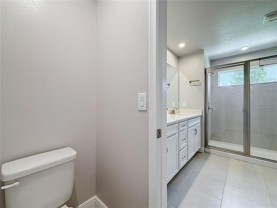 For Rent: $3,200 (3 beds, 2 baths, 2281 Square Feet)