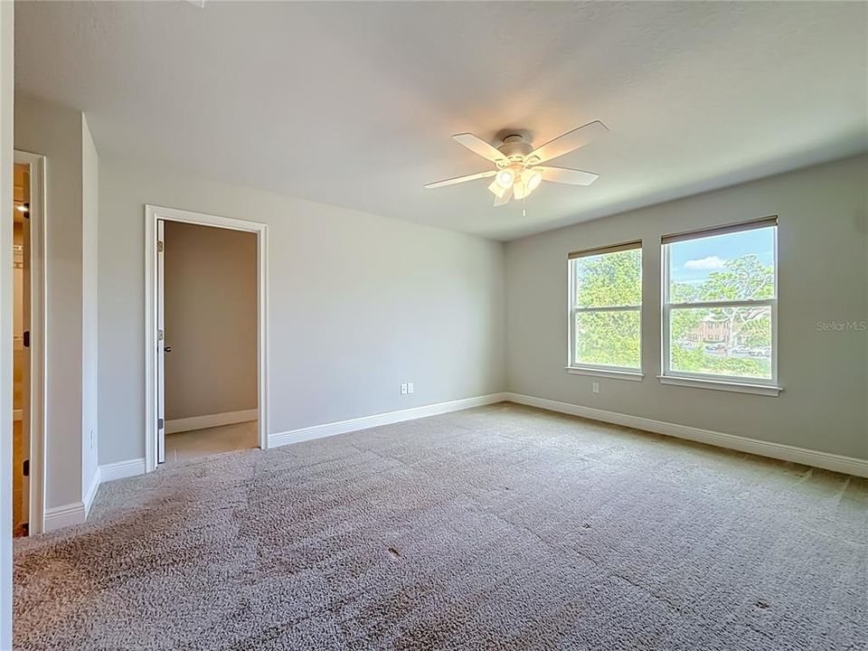 For Rent: $3,200 (3 beds, 2 baths, 2281 Square Feet)