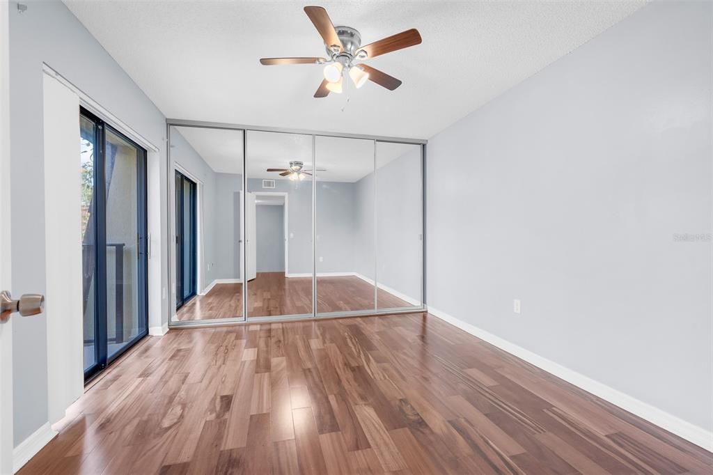 For Sale: $225,000 (2 beds, 2 baths, 1285 Square Feet)