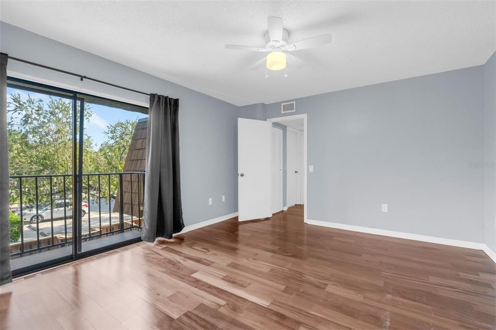 For Sale: $225,000 (2 beds, 2 baths, 1285 Square Feet)