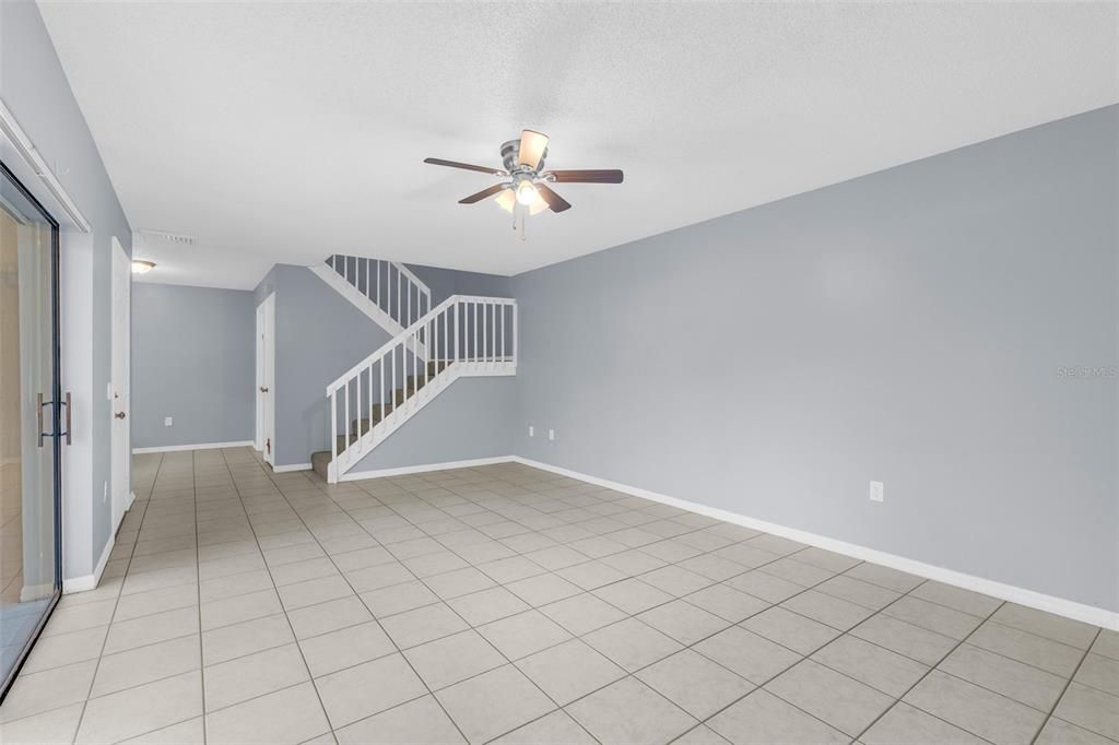 For Sale: $225,000 (2 beds, 2 baths, 1285 Square Feet)