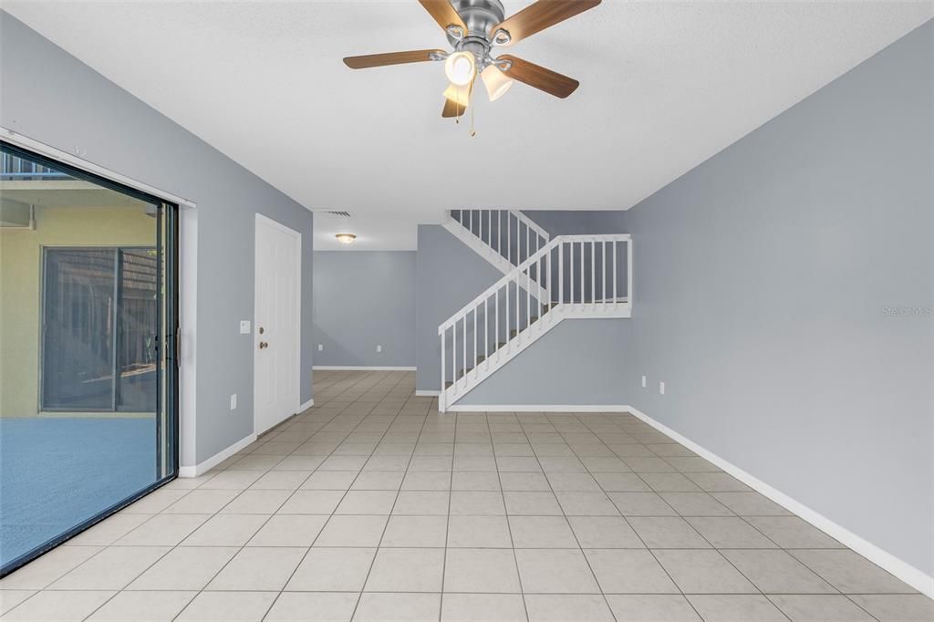 For Sale: $225,000 (2 beds, 2 baths, 1285 Square Feet)