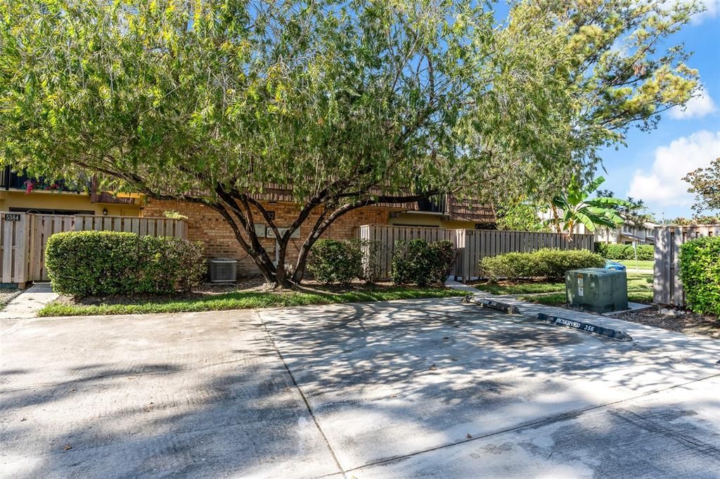 For Sale: $225,000 (2 beds, 2 baths, 1285 Square Feet)