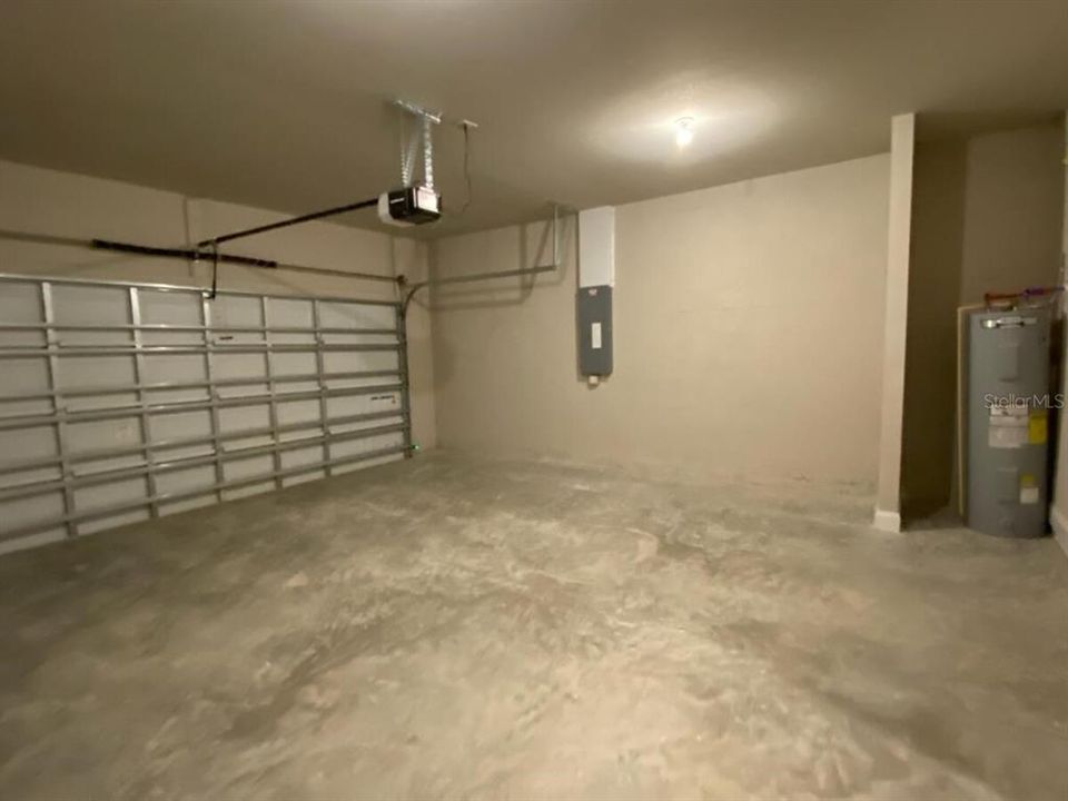 For Rent: $1,850 (3 beds, 2 baths, 1600 Square Feet)