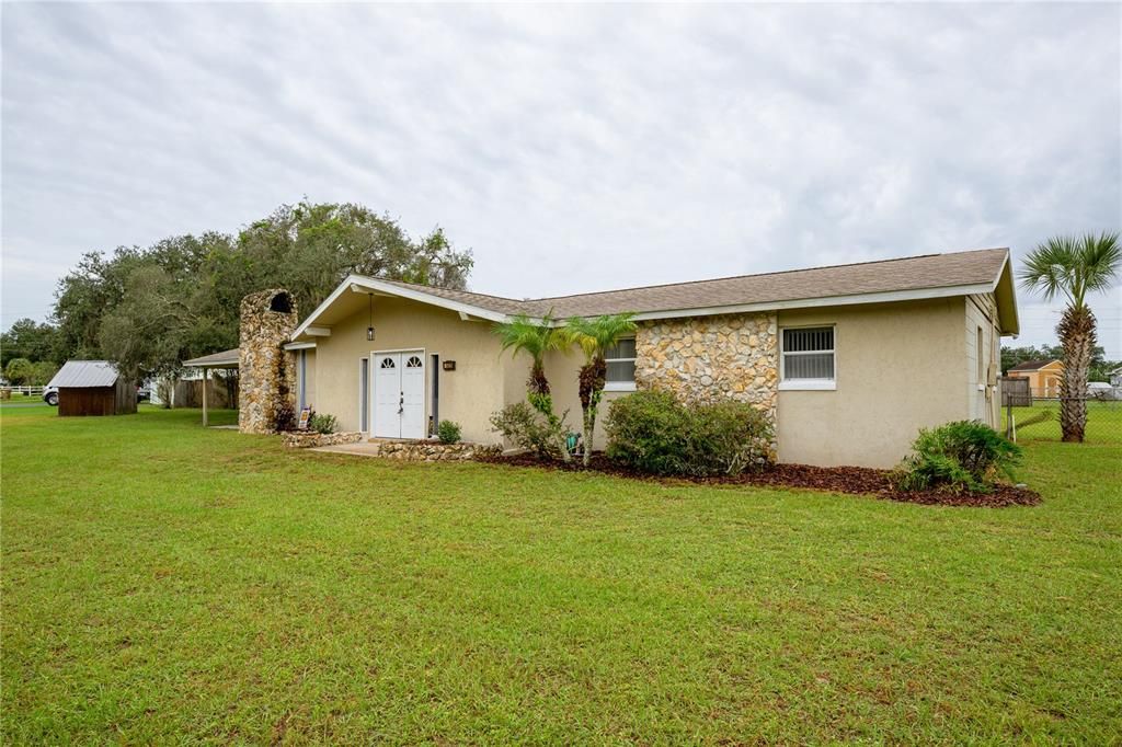For Sale: $350,000 (3 beds, 1 baths, 1501 Square Feet)