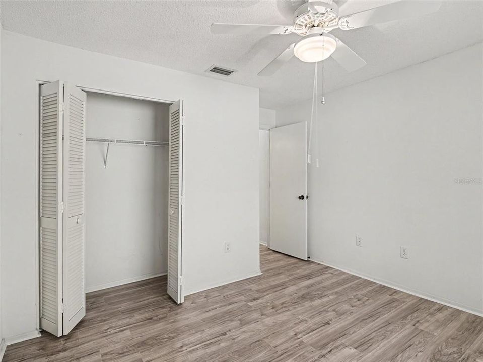 For Sale: $299,000 (3 beds, 2 baths, 1376 Square Feet)