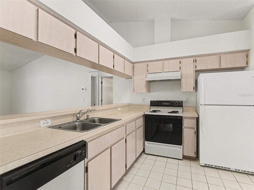 For Sale: $299,000 (3 beds, 2 baths, 1376 Square Feet)