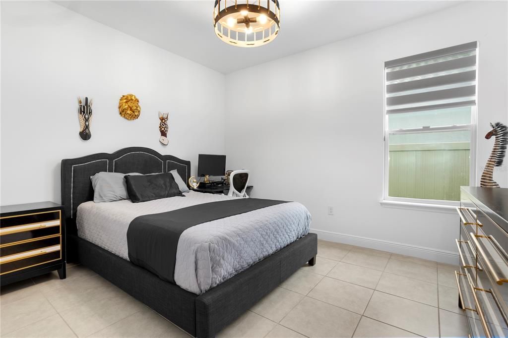 En Venta: $900,000 (4 camas, 3 baños, 2807 Pies cuadrados)