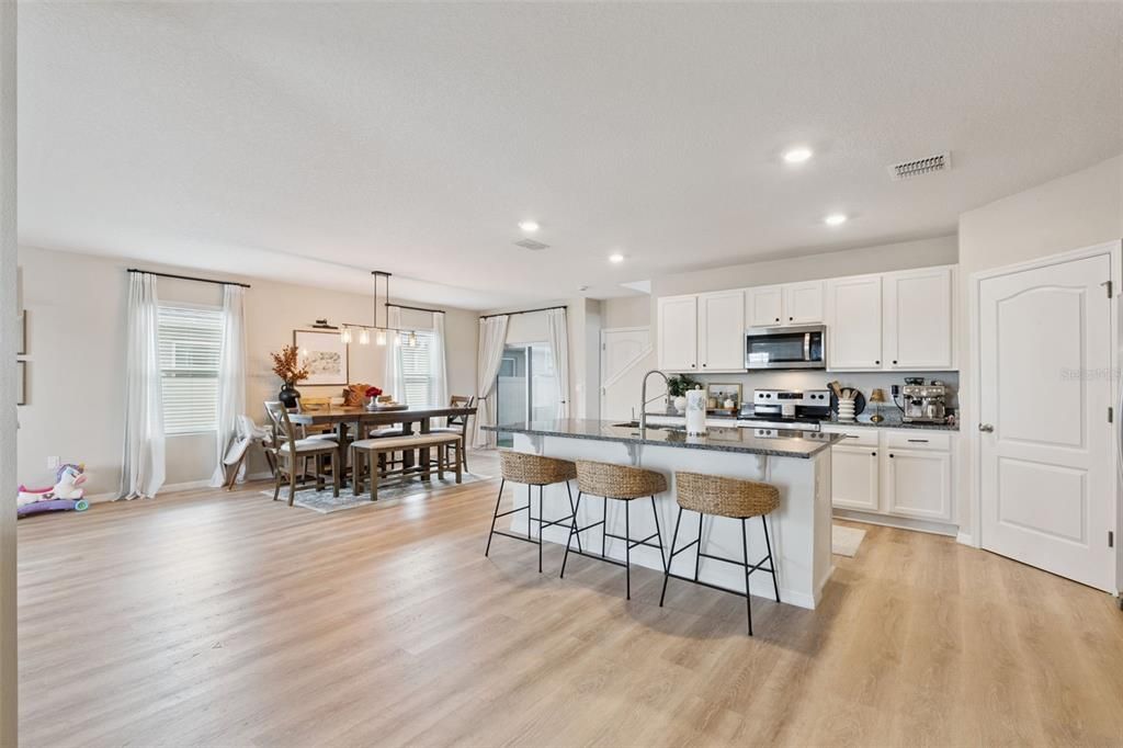 For Sale: $450,000 (4 beds, 2 baths, 2308 Square Feet)