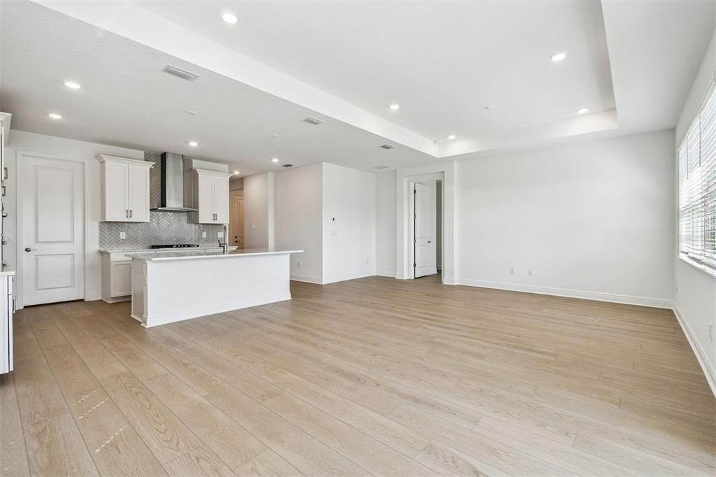 For Sale: $649,999 (4 beds, 2 baths, 2851 Square Feet)