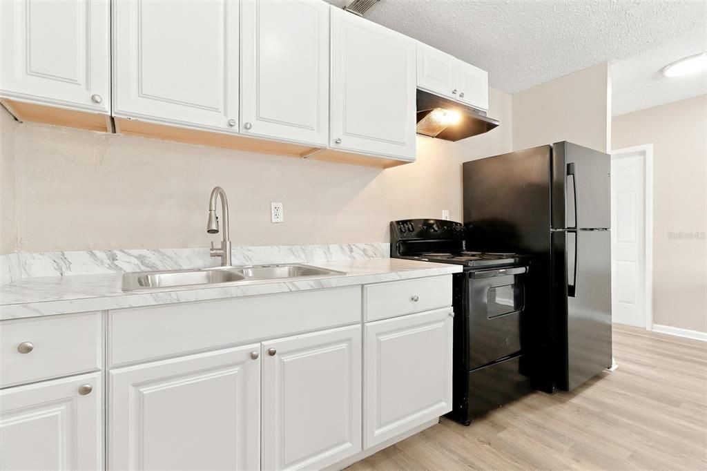En Venta: $360,000 (3 camas, 2 baños, 1344 Pies cuadrados)