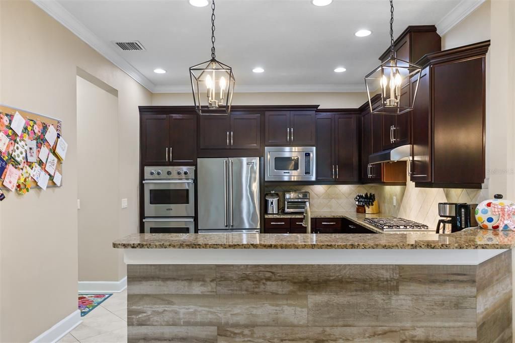 For Sale: $689,900 (4 beds, 3 baths, 2992 Square Feet)