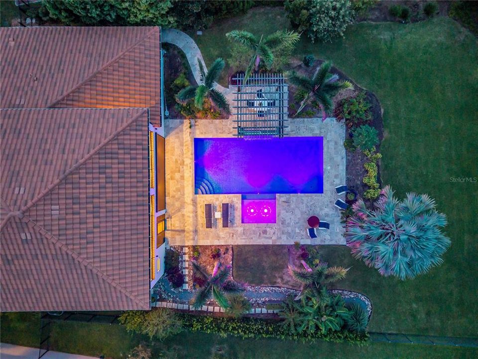En Venta: $2,199,000 (4 camas, 5 baños, 4453 Pies cuadrados)