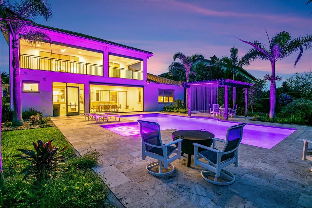 En Venta: $2,199,000 (4 camas, 5 baños, 4453 Pies cuadrados)