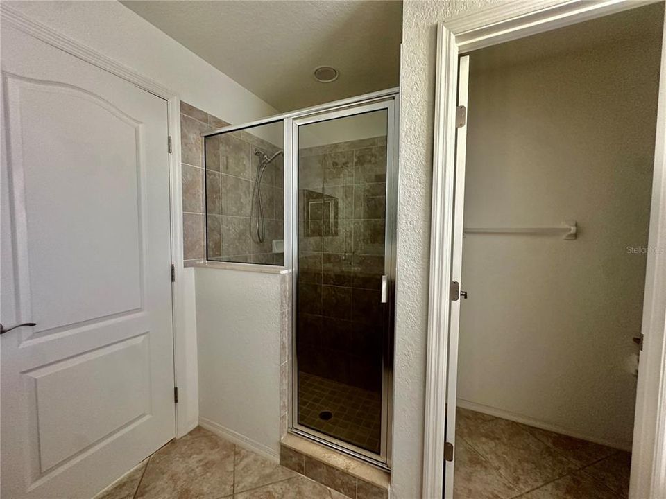 En Renta: $1,900 (3 camas, 2 baños, 1716 Pies cuadrados)