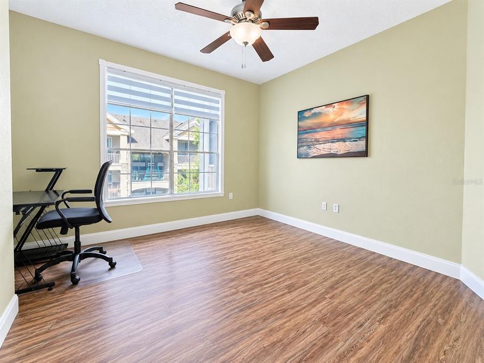 En Venta: $224,999 (2 camas, 2 baños, 886 Pies cuadrados)