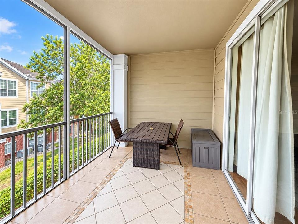 En Venta: $224,999 (2 camas, 2 baños, 886 Pies cuadrados)