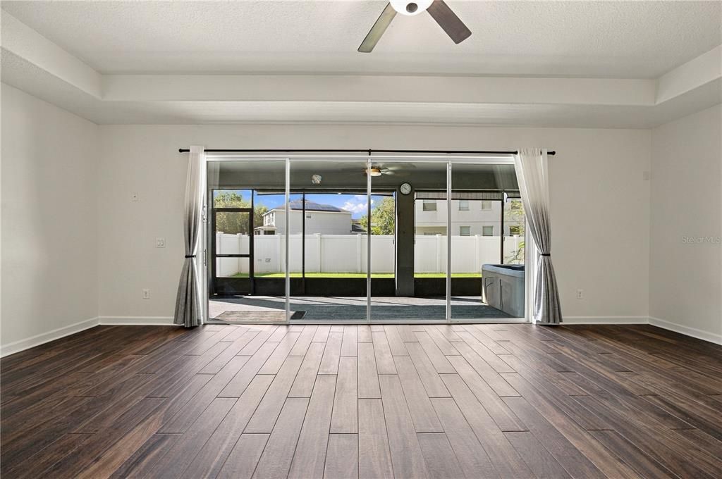 En Venta: $419,900 (3 camas, 2 baños, 1842 Pies cuadrados)