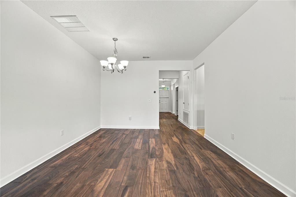 En Venta: $419,900 (3 camas, 2 baños, 1842 Pies cuadrados)