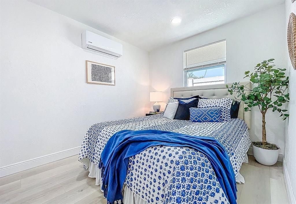 For Sale: $489,900 (3 beds, 2 baths, 1200 Square Feet)