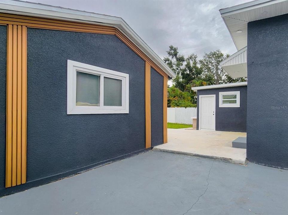 For Sale: $489,900 (3 beds, 2 baths, 1200 Square Feet)