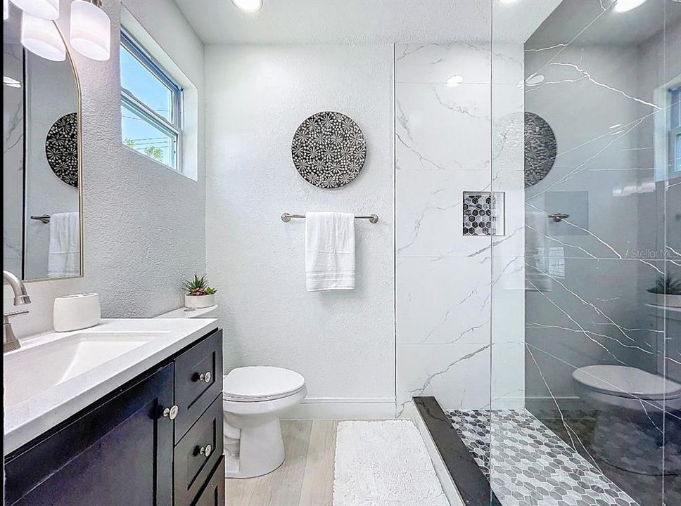 For Sale: $489,900 (3 beds, 2 baths, 1200 Square Feet)