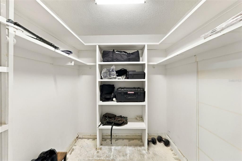 На продажу: $319,999 (3 спален, 2 ванн, 1502 Квадратных фут)