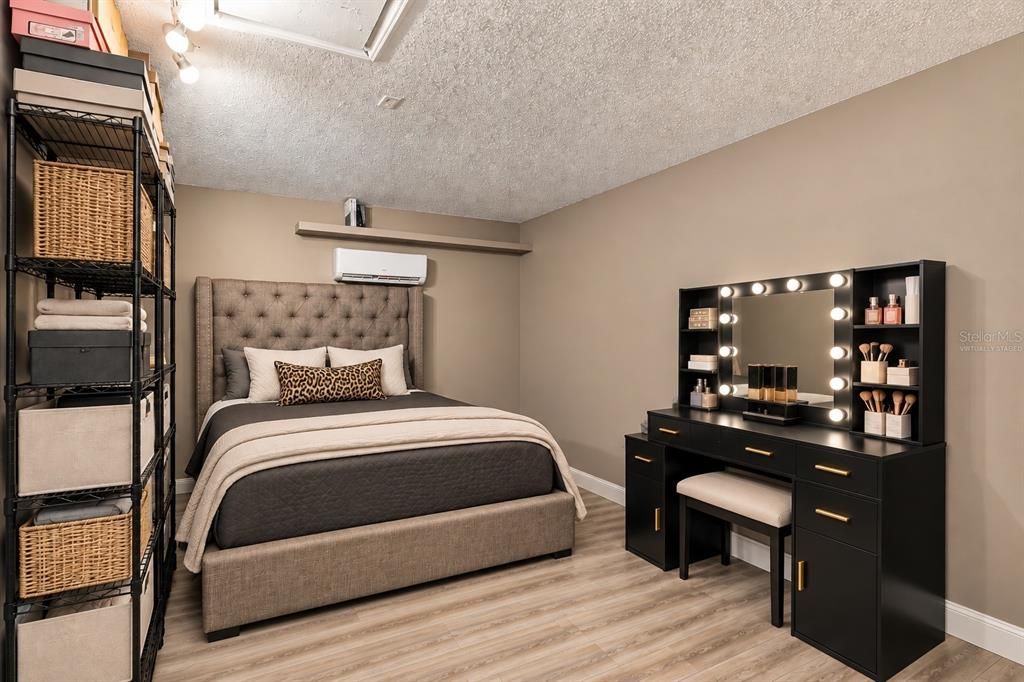На продажу: $319,999 (3 спален, 2 ванн, 1502 Квадратных фут)