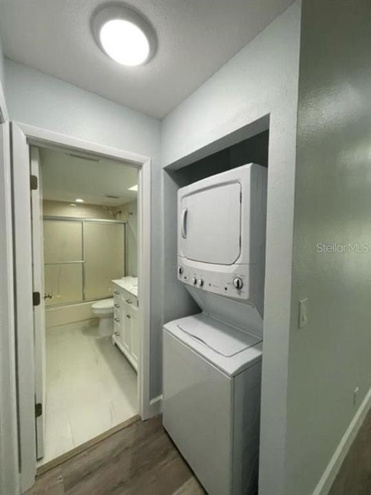 For Rent: $2,150 (2 beds, 2 baths, 1030 Square Feet)