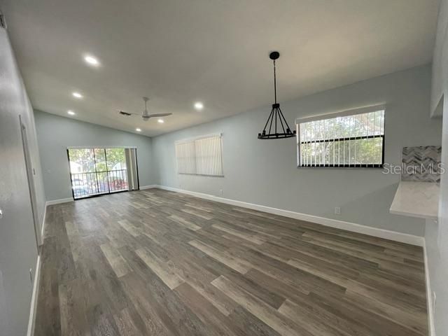 For Rent: $2,150 (2 beds, 2 baths, 1030 Square Feet)