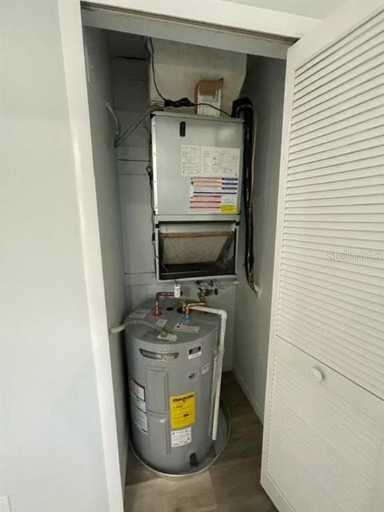 For Rent: $2,150 (2 beds, 2 baths, 1030 Square Feet)