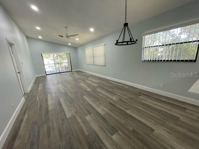 For Rent: $2,150 (2 beds, 2 baths, 1030 Square Feet)