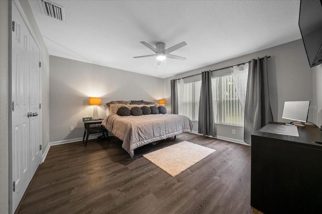 En Venta: $269,000 (3 camas, 2 baños, 1714 Pies cuadrados)