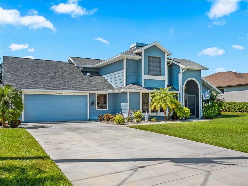For Sale: $539,900 (3 beds, 2 baths, 2636 Square Feet)
