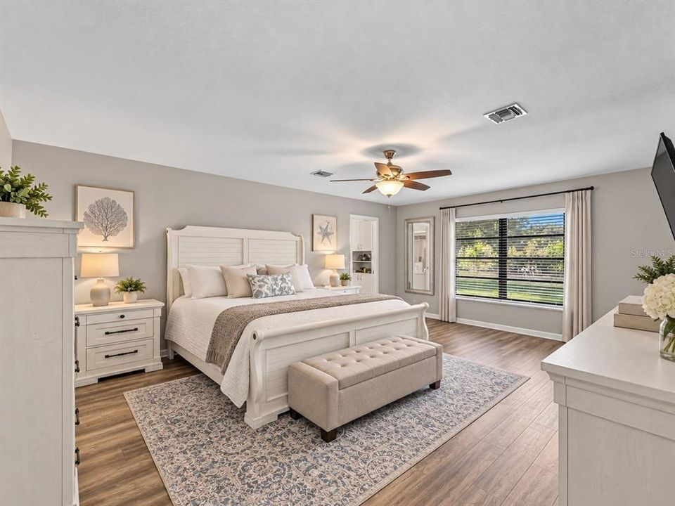 For Sale: $539,900 (3 beds, 2 baths, 2636 Square Feet)