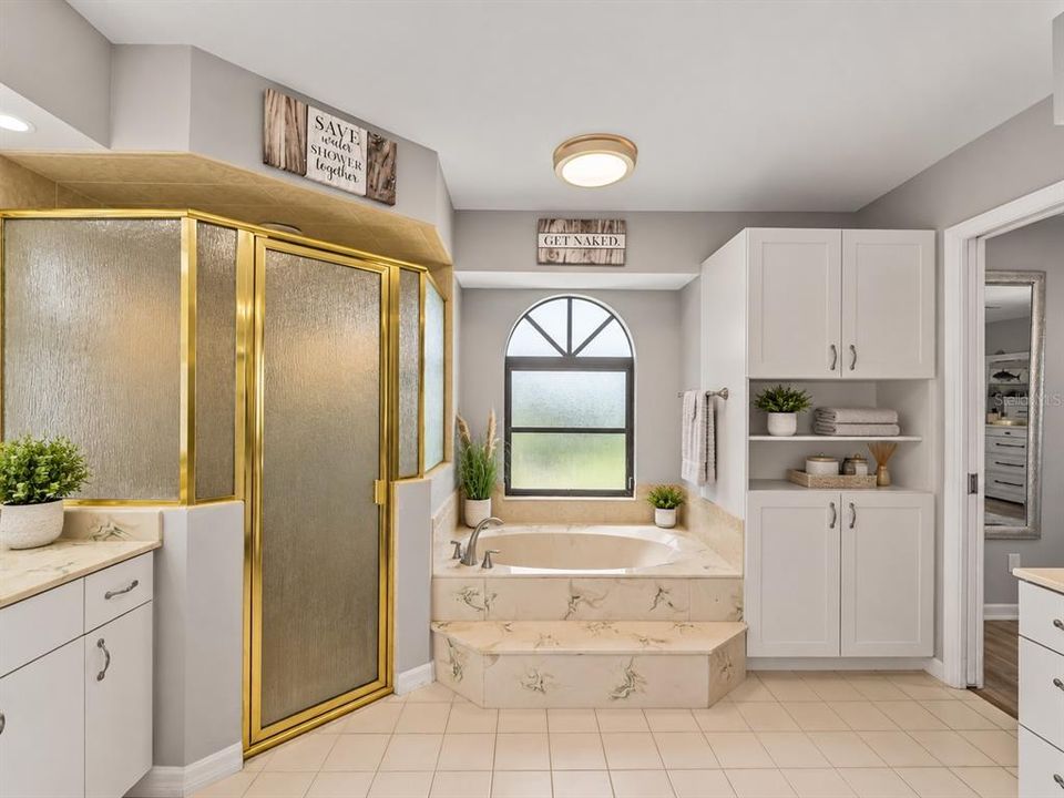 For Sale: $539,900 (3 beds, 2 baths, 2636 Square Feet)