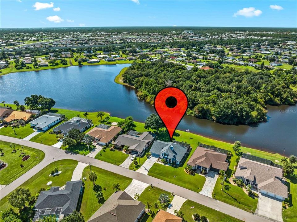 For Sale: $539,900 (3 beds, 2 baths, 2636 Square Feet)