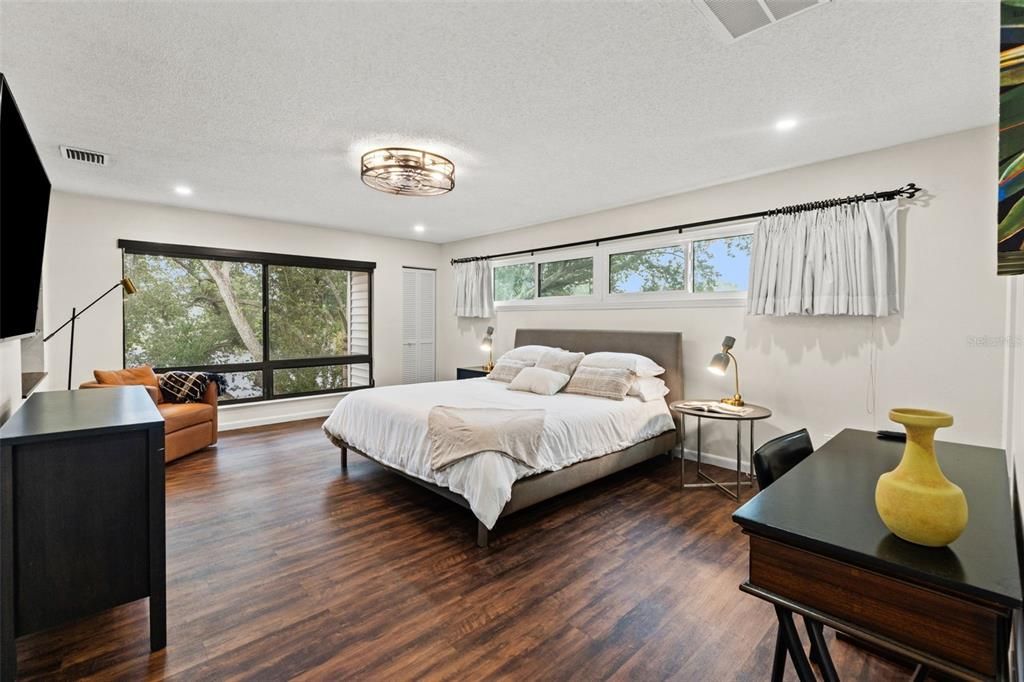 En Venta: $1,500,000 (3 camas, 3 baños, 3225 Pies cuadrados)