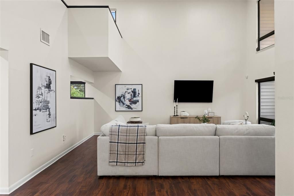 En Venta: $1,500,000 (3 camas, 3 baños, 3225 Pies cuadrados)