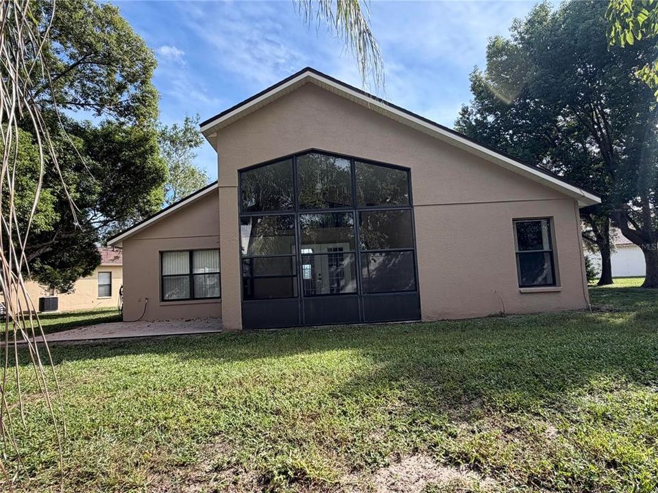 En Venta: $319,000 (2 camas, 2 baños, 1840 Pies cuadrados)