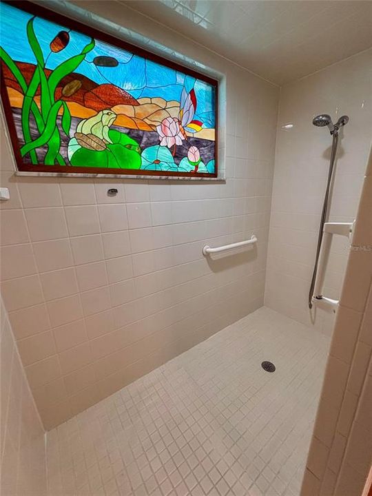 En Venta: $319,000 (2 camas, 2 baños, 1840 Pies cuadrados)