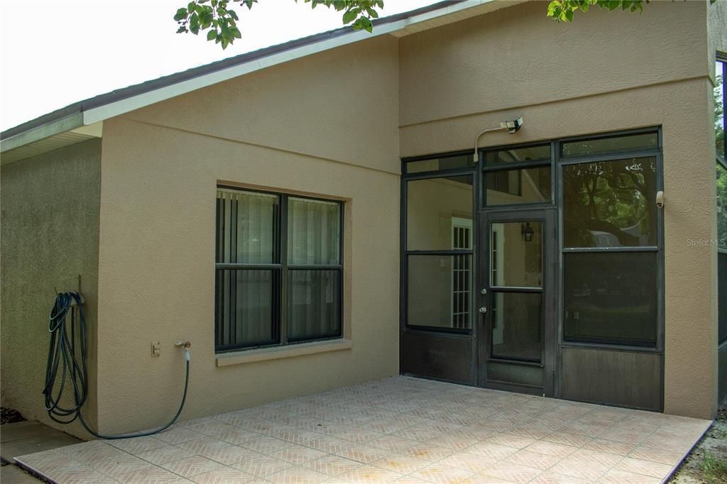 En Venta: $319,000 (2 camas, 2 baños, 1840 Pies cuadrados)