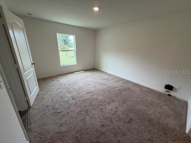 For Sale: $275,000 (3 beds, 2 baths, 1404 Square Feet)