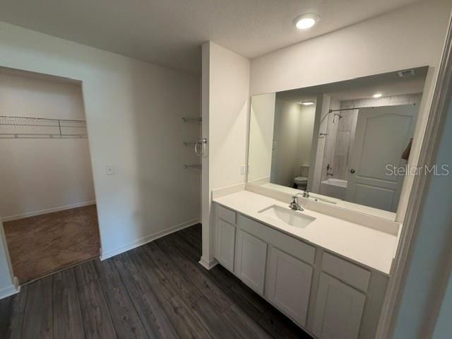 For Sale: $275,000 (3 beds, 2 baths, 1404 Square Feet)