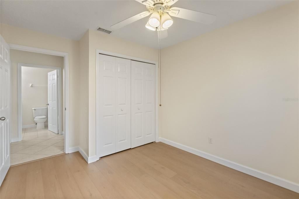 For Sale: $205,000 (3 beds, 2 baths, 1364 Square Feet)