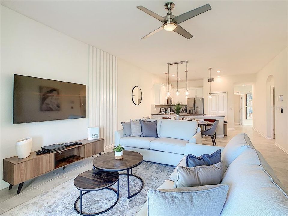 En Venta: $299,000 (2 camas, 2 baños, 1388 Pies cuadrados)