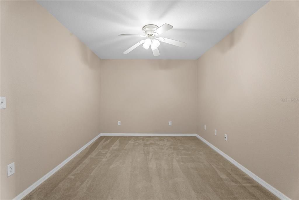 For Sale: $237,500 (2 beds, 2 baths, 1168 Square Feet)