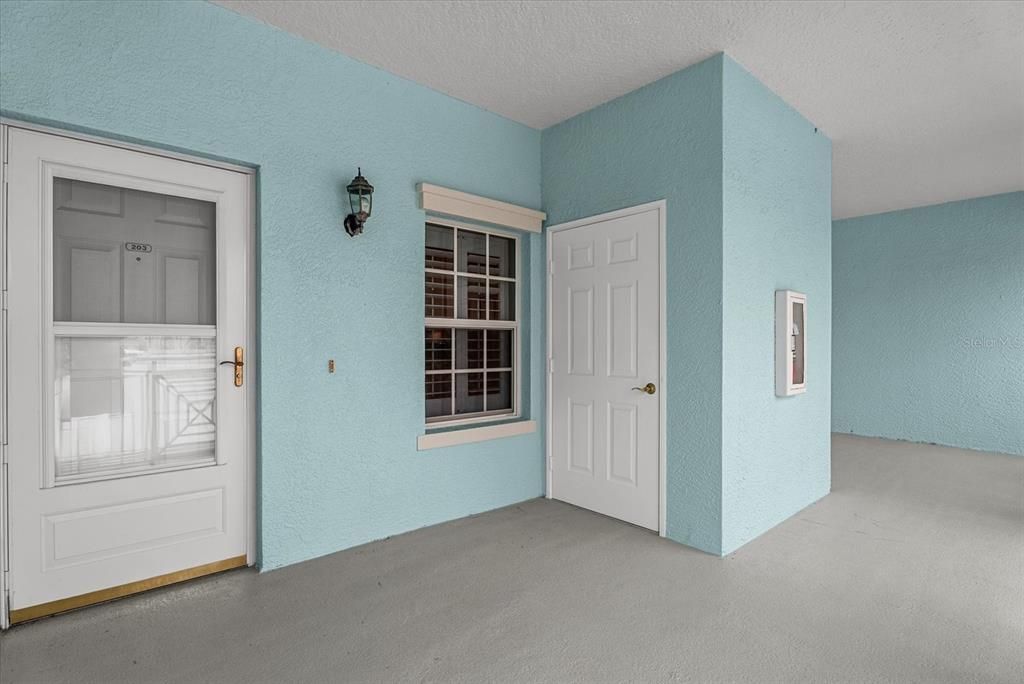 For Sale: $237,500 (2 beds, 2 baths, 1168 Square Feet)