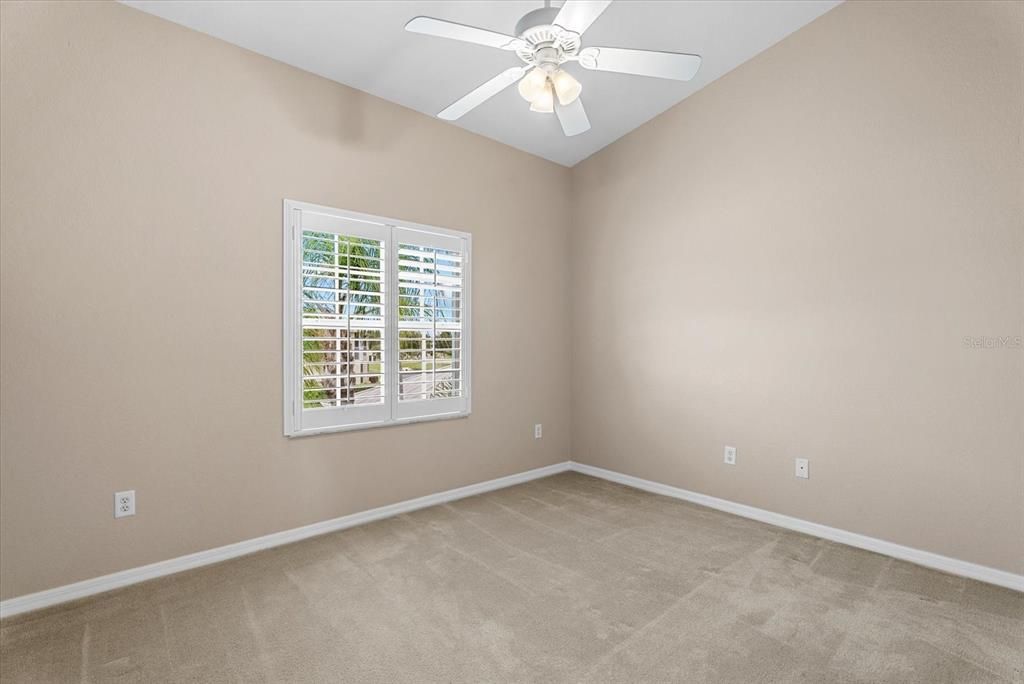 For Sale: $237,500 (2 beds, 2 baths, 1168 Square Feet)