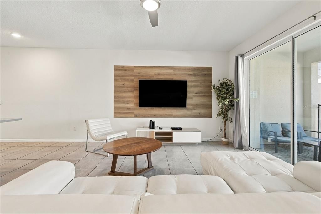 For Sale: $455,000 (5 beds, 4 baths, 2294 Square Feet)